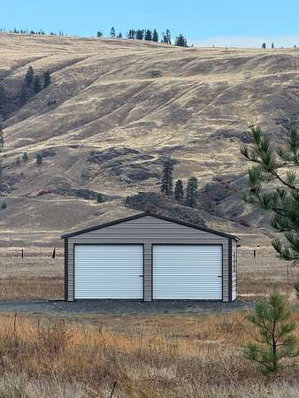 5 Acres of Land for Sale in Tonasket, Washington