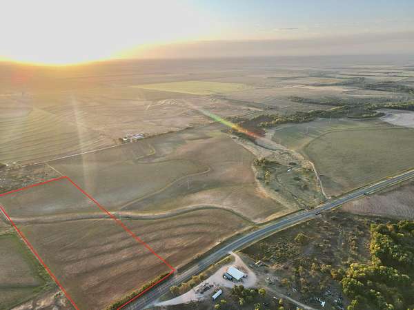 15 Acres of Land for Sale in Turkey, Texas