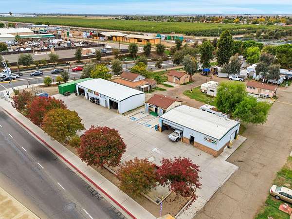 2.19 Acres of Mixed-Use Land for Sale in Tulare, California
