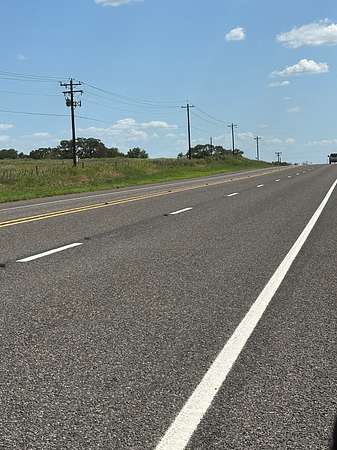 20.1 Acres of Land for Sale in Hallettsville, Texas