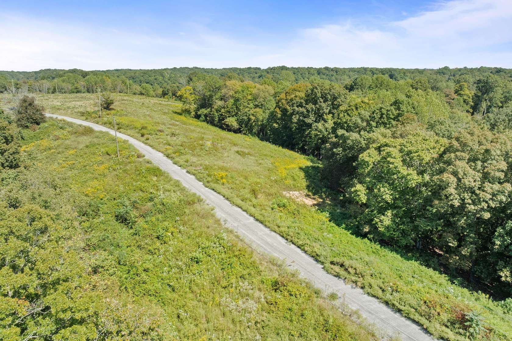 1 Acre of Residential Land for Sale in Baxter, Tennessee