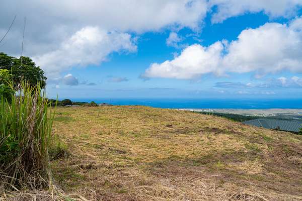 1 Acre of Residential Land for Sale in Kailua-Kona, Hawaii