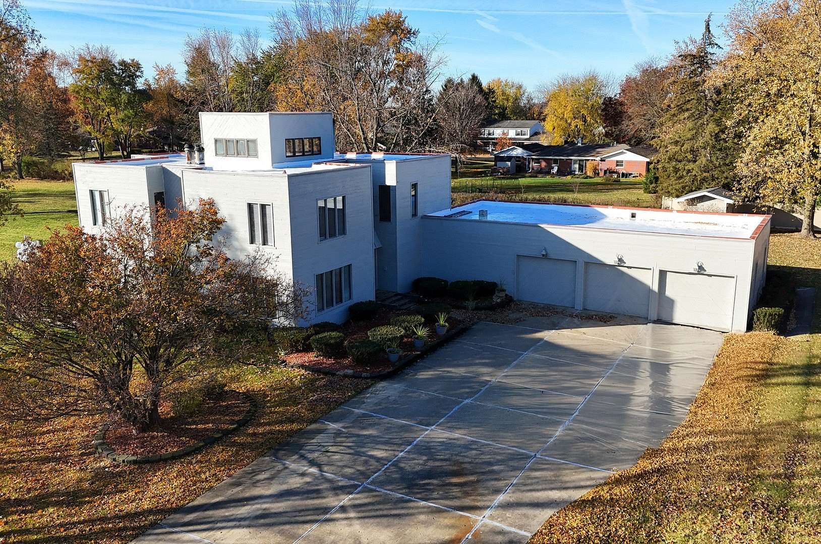 1.5 Acres of Residential Land with Home for Sale in New Lenox, Illinois