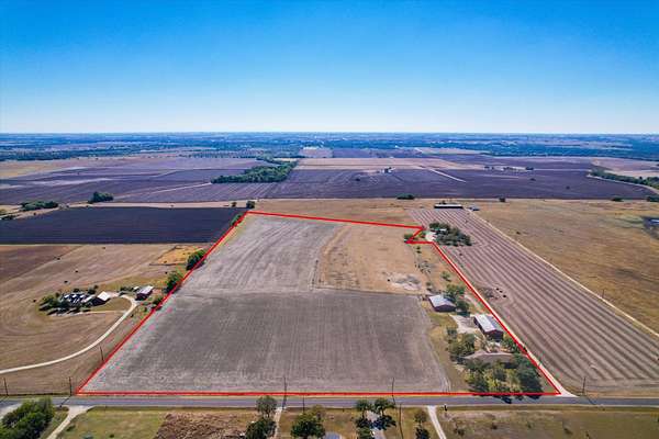 25.5 Acres of Land with Home for Sale in Georgetown, Texas