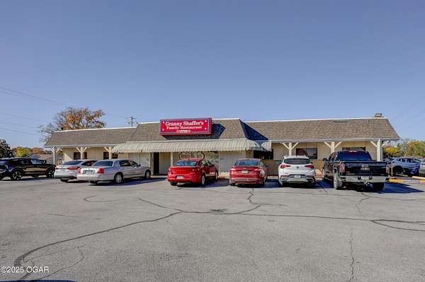 3 Acres of Improved Commercial Land for Sale in Joplin, Missouri