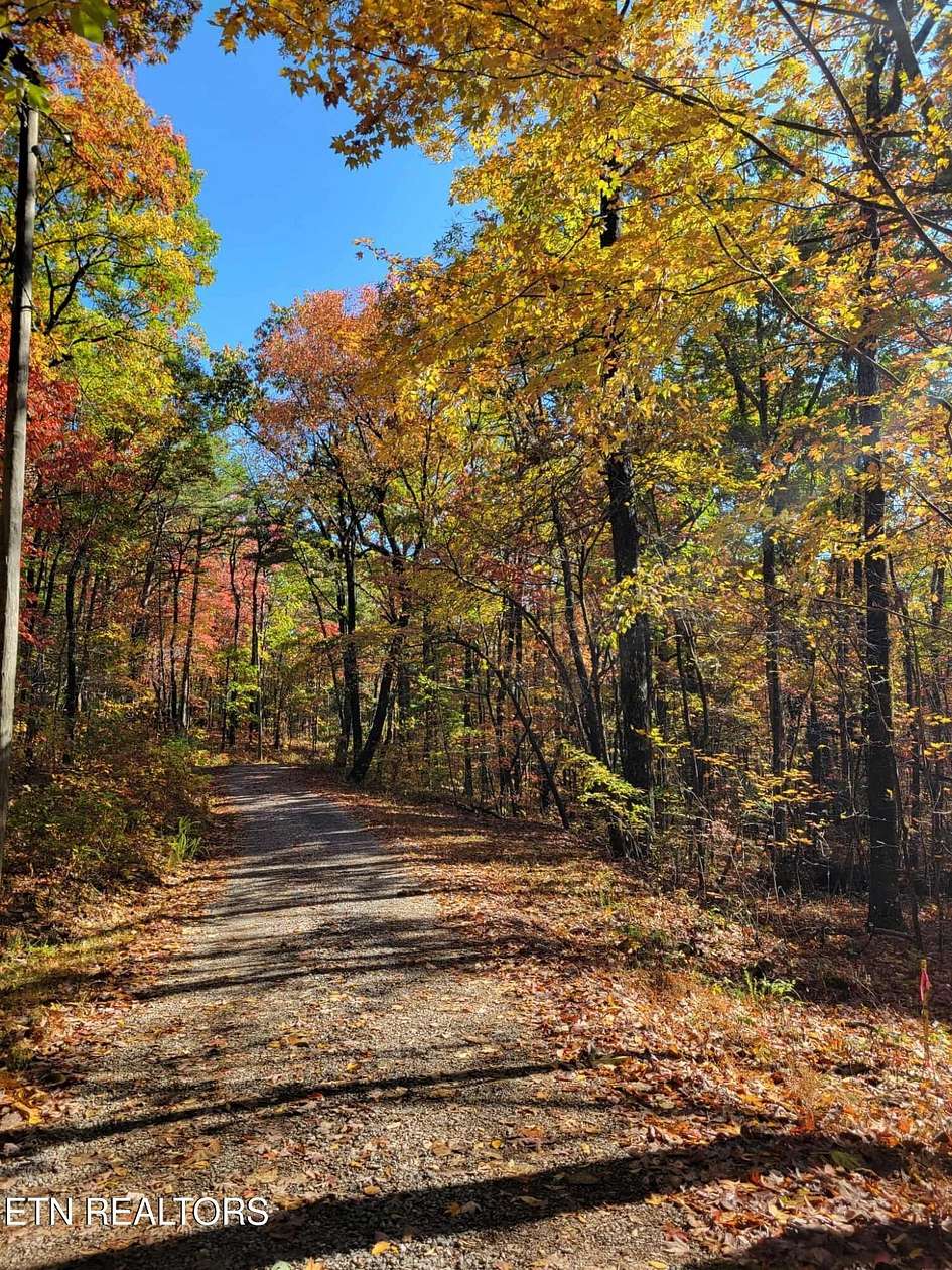 5 Acres of Residential Land for Sale in Tallassee, Tennessee