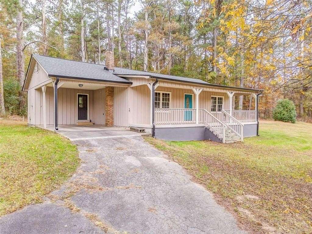 2.1 Acres of Residential Land with Home for Sale in Cedartown, Georgia