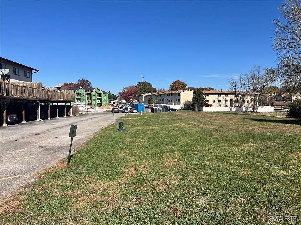 0.5 Acres of Mixed-Use Land for Sale in Ellisville, Missouri