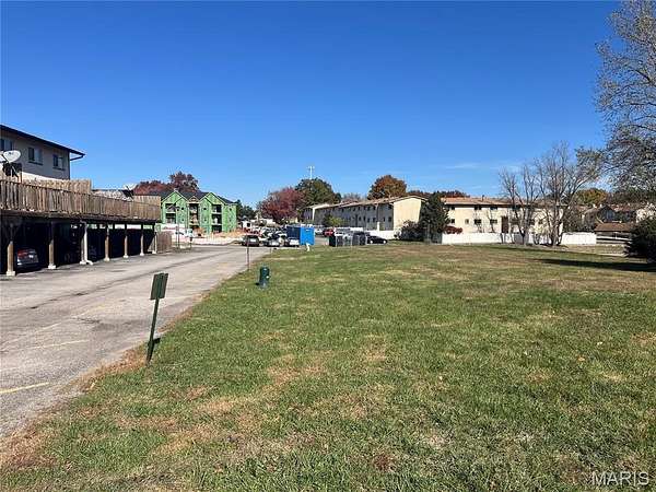 0.5 Acres of Mixed-Use Land for Sale in Ellisville, Missouri