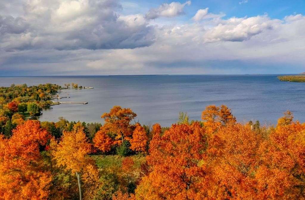 1.85 Acres of Residential Land for Sale in Egg Harbor, Wisconsin