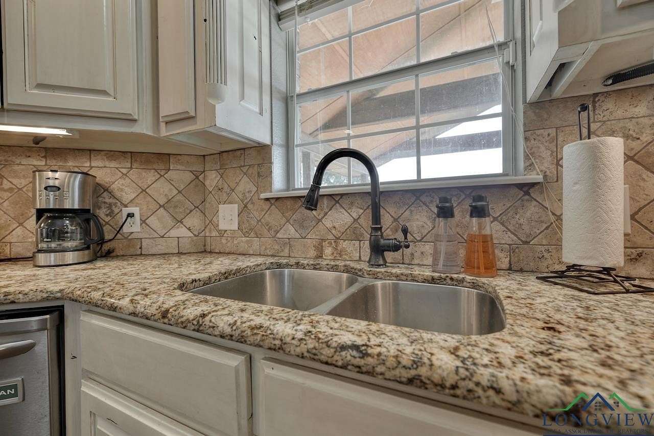 1.87 Acres of Residential Land with Home for Sale in Bullard, Texas