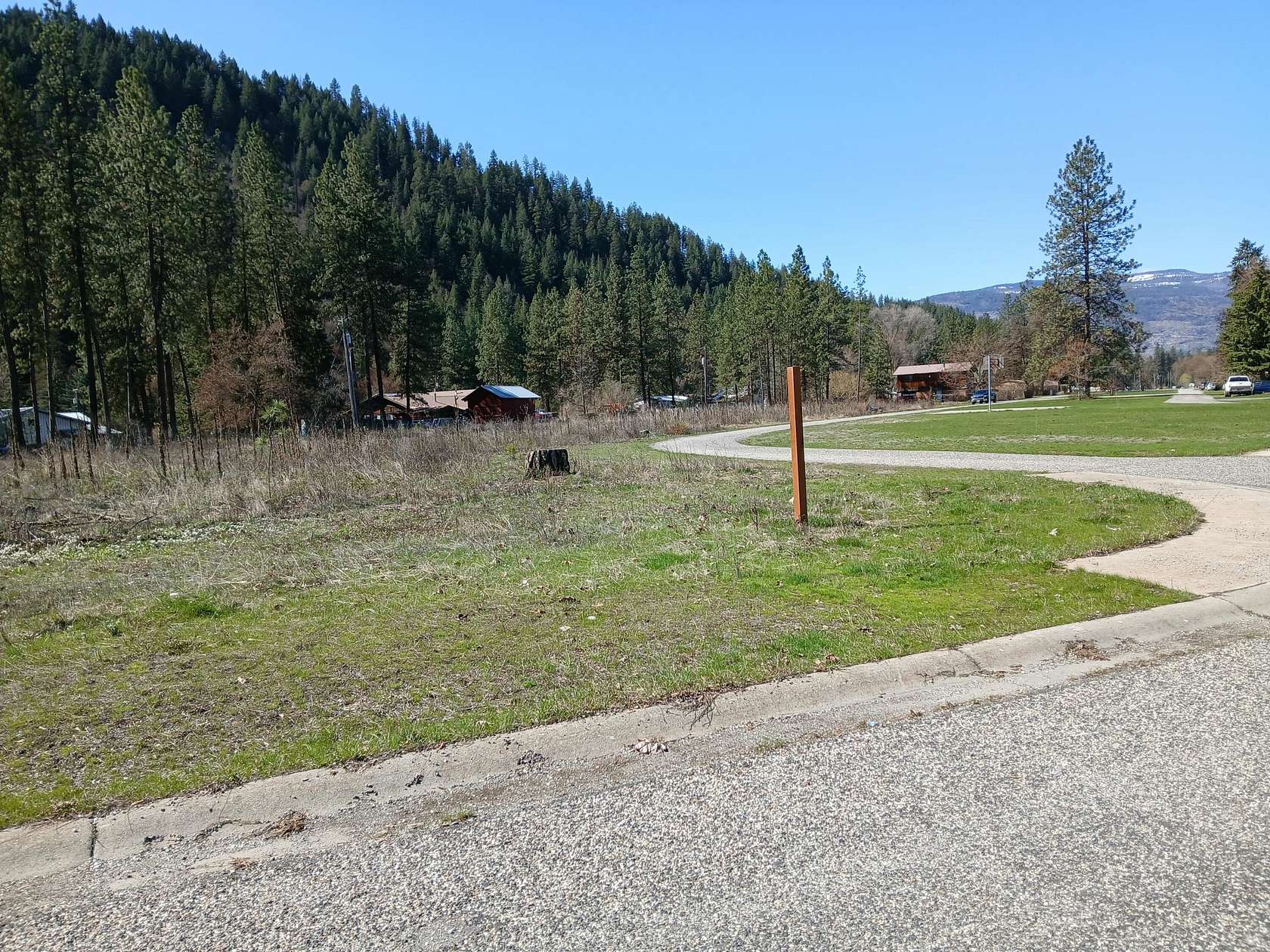1 Acre of Land for Sale in Marcus, Washington
