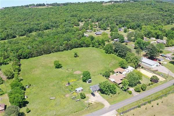 8 Acres of Improved Mixed-Use Land for Sale in Russellville, Arkansas