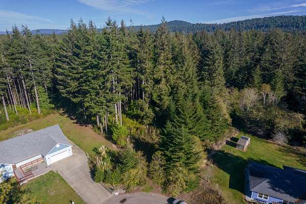 0.99 Acres of Residential Land for Sale in Crescent City, California