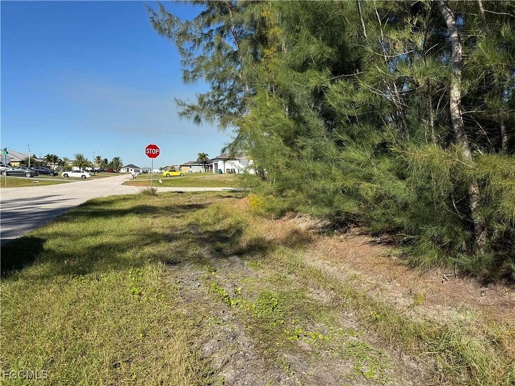 0.25 Acres of Commercial Land for Sale in Cape Coral, Florida