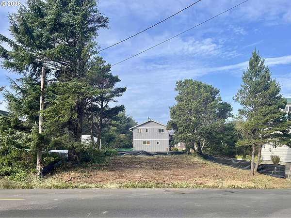 0.09 Acres of Residential Land for Sale in Manhattan Beach, Oregon