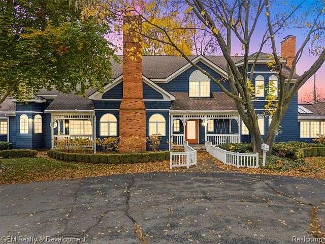 2 Acres of Residential Land with Home for Sale in Bloomfield Hills, Michigan