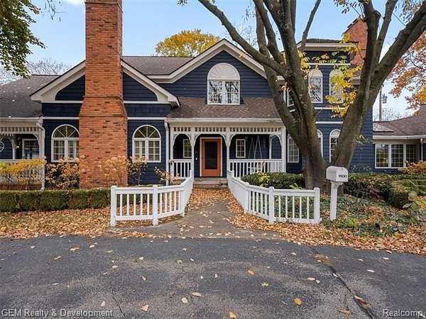 2 Acres of Residential Land with Home for Sale in Bloomfield Hills, Michigan