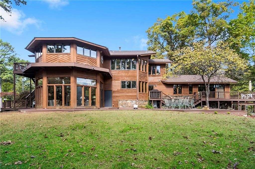 5 Acres of Residential Land with Home for Sale in Rogers, Arkansas