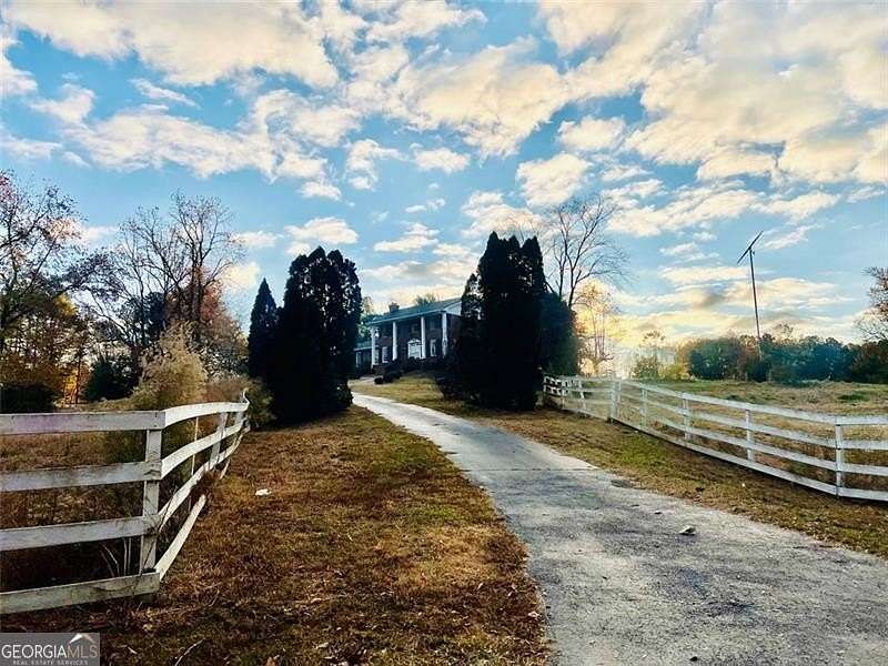 20 Acres of Land with Home for Sale in Winder, Georgia