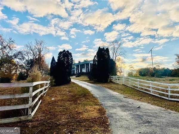 20 Acres of Land with Home for Sale in Winder, Georgia