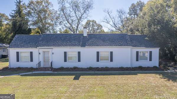 1.53 Acres of Residential Land with Home for Sale in Woodbury, Georgia