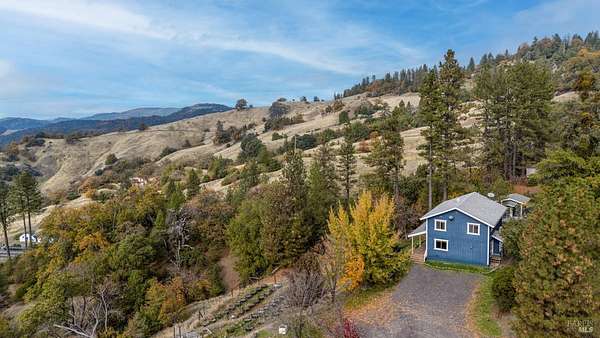 20 Acres of Recreational Land with Home for Sale in Laytonville, California