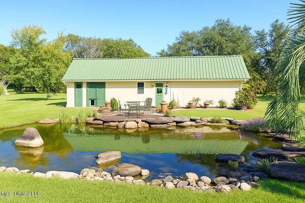 5.1 Acres of Residential Land with Home for Sale in Picayune, Mississippi