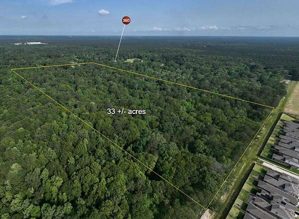 33 Acres of Recreational Land for Sale in Conroe, Texas