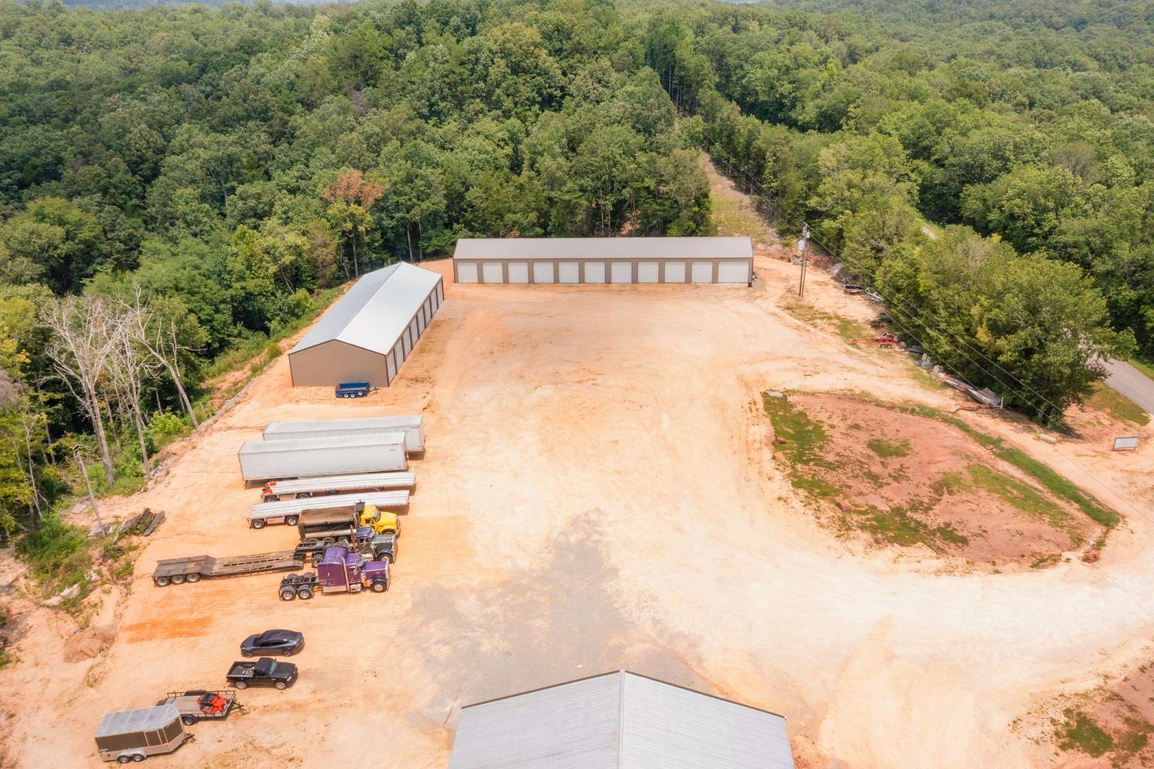 24 Acres of Improved Mixed-Use Land for Sale in Bath Springs, Tennessee