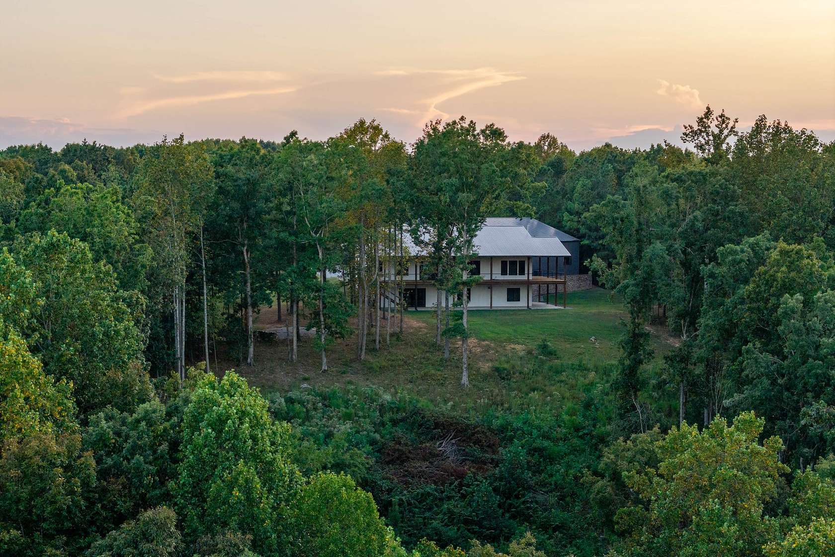 92.8 Acres of Recreational Land with Home for Sale in Summertown, Tennessee
