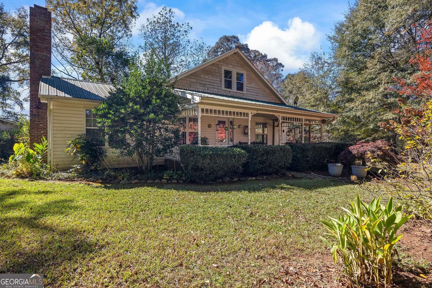 31.5 Acres of Land with Home for Sale in Carnesville, Georgia