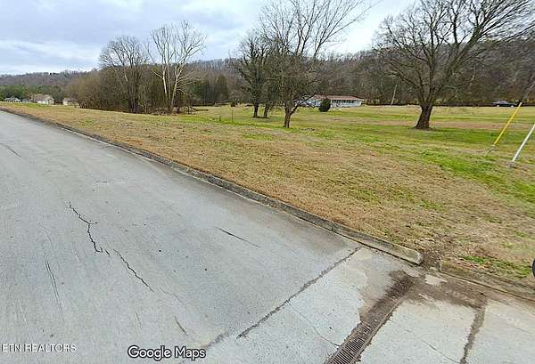 5 Acres of Residential Land for Sale in Loudon, Tennessee