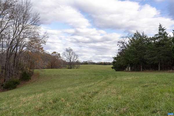 21.6 Acres of Agricultural Land for Sale in Scottsville, Virginia