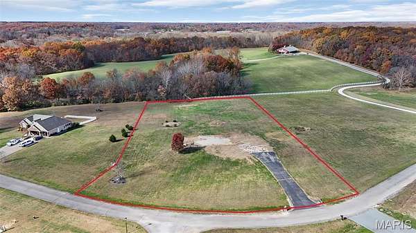 3 Acres of Residential Land for Sale in Troy, Missouri