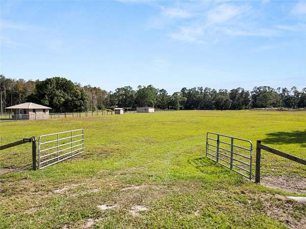 11.4 Acres of Land for Sale in Lakeland, Florida