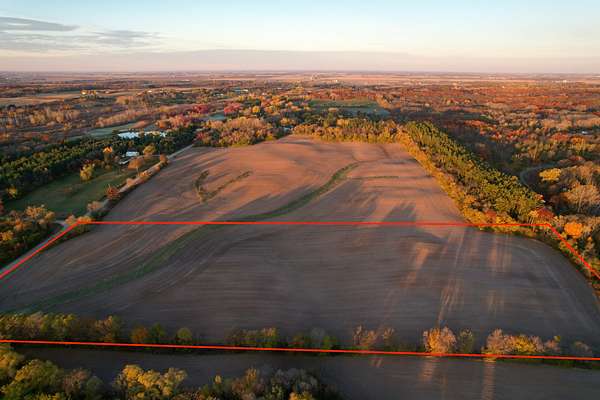 15 Acres of Recreational Land & Farm for Sale in Woodstock, Illinois