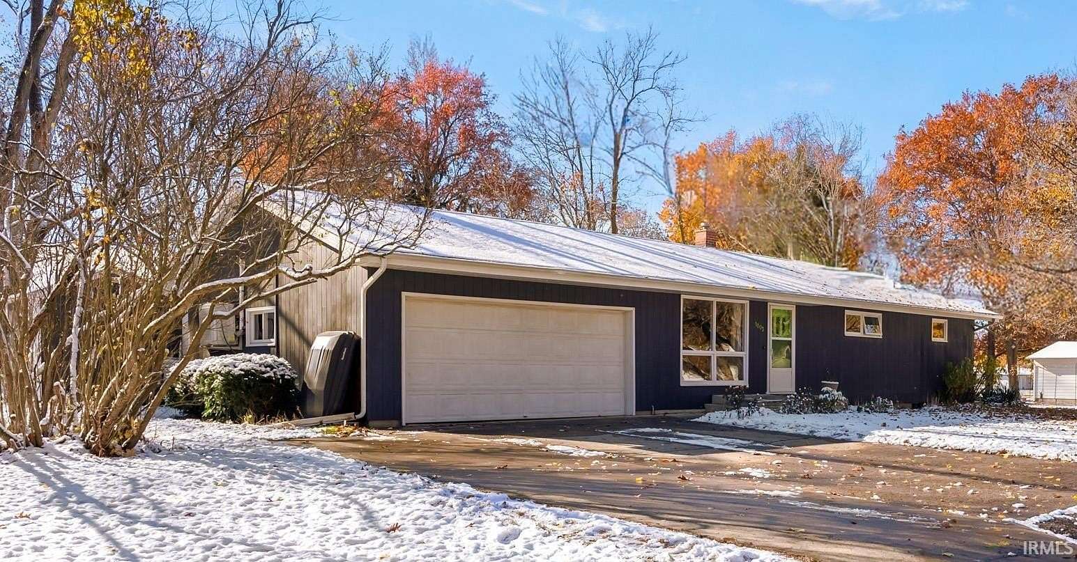 0.29 Acres of Residential Land with Home for Sale in North Manchester, Indiana