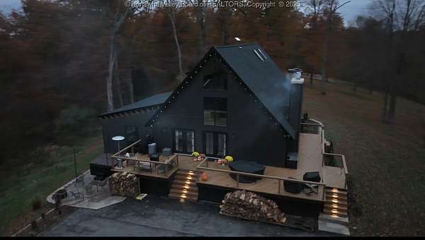 4.3 Acres of Residential Land with Home for Sale in Winfield, West Virginia