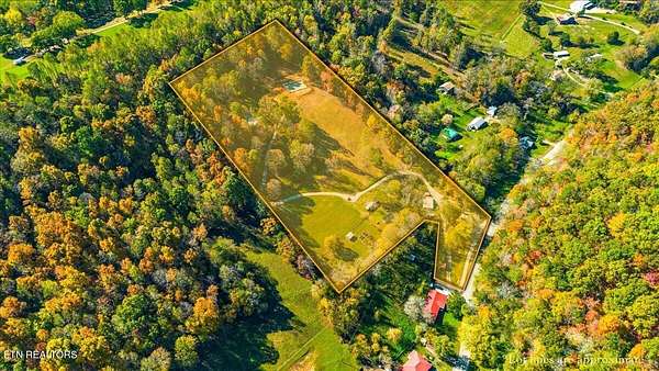 9 Acres of Residential Land for Sale in La Follette, Tennessee