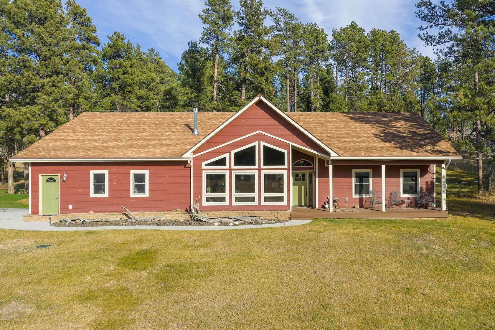 1.53 Acres of Residential Land with Home for Sale in Hill City, South Dakota