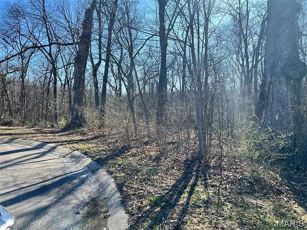 4.37 Acres of Residential Land for Sale in Hannibal, Missouri