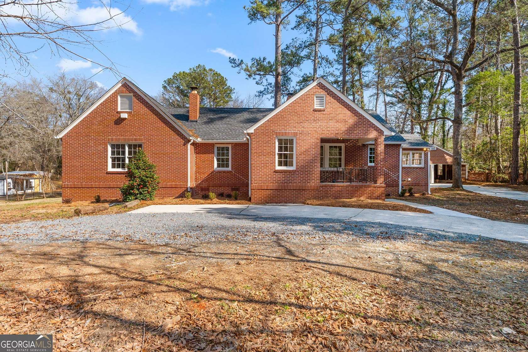 8 Acres of Land with Home for Sale in Macon, Georgia