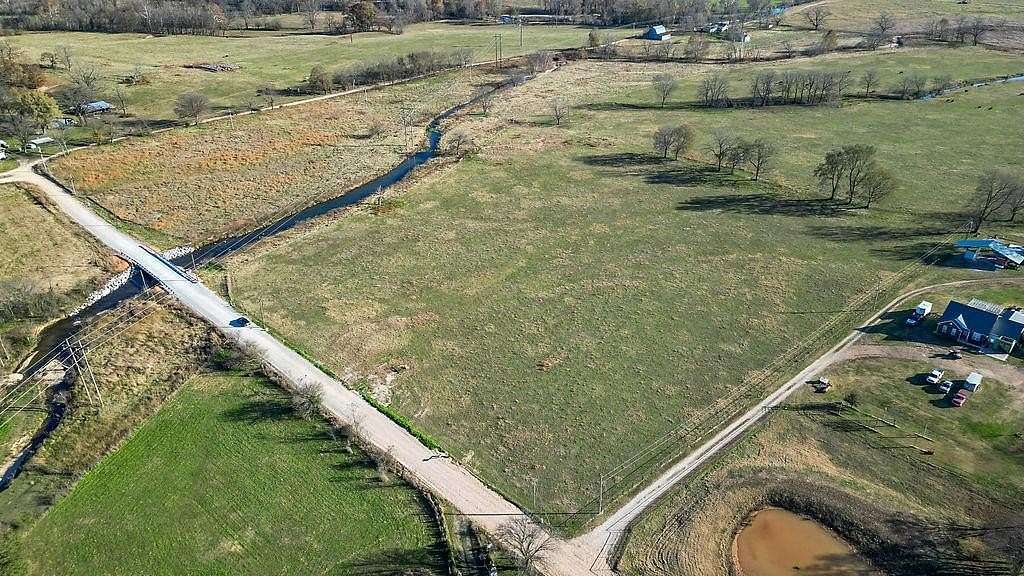8.88 Acres of Land for Sale in Gentry, Arkansas