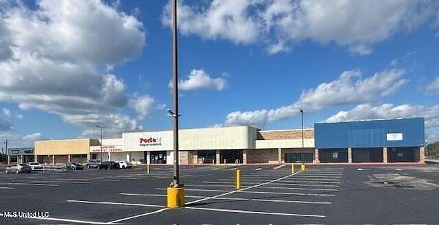 4.9 Acres of Improved Mixed-Use Land for Sale in Gulfport, Mississippi