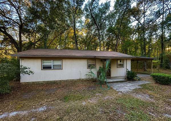 3 Acres of Land with Home for Sale in Tallahassee, Florida