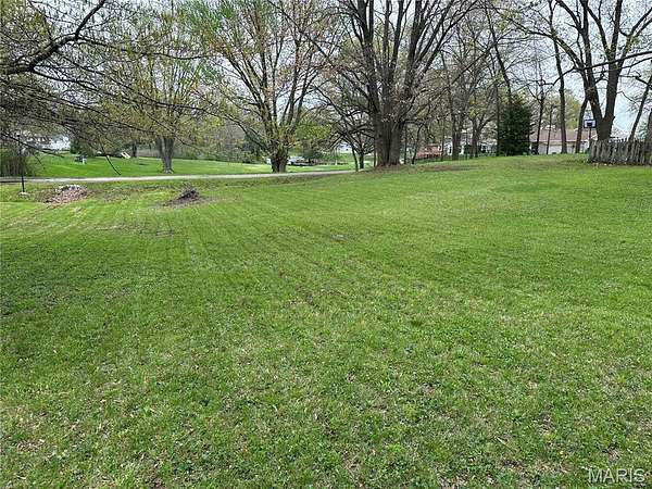 0.34 Acres of Residential Land for Sale in Edwardsville, Illinois
