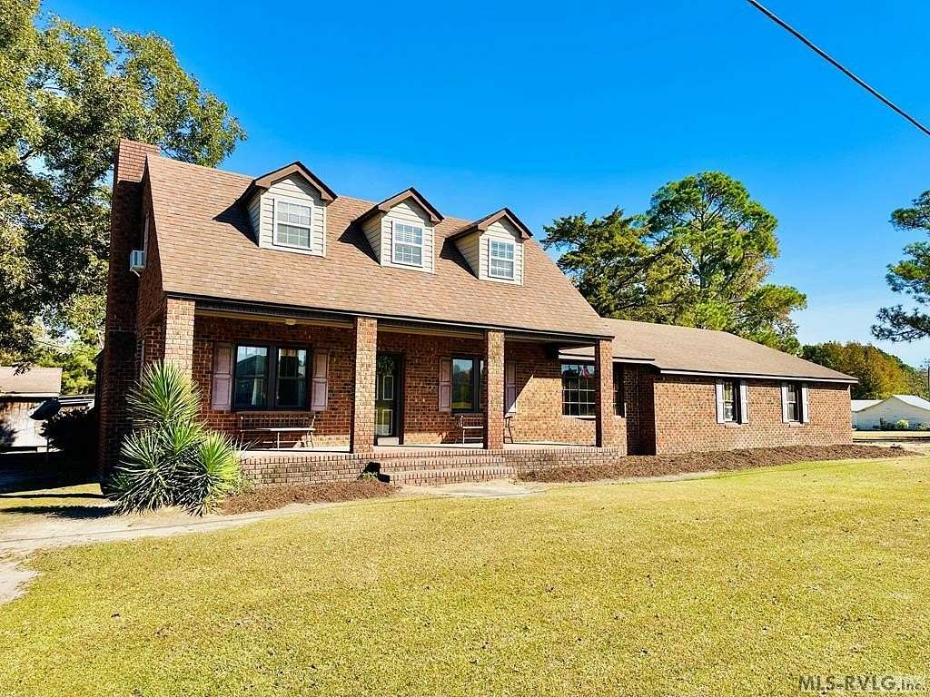 6.19 Acres of Residential Land with Home for Sale in Ahoskie, North Carolina