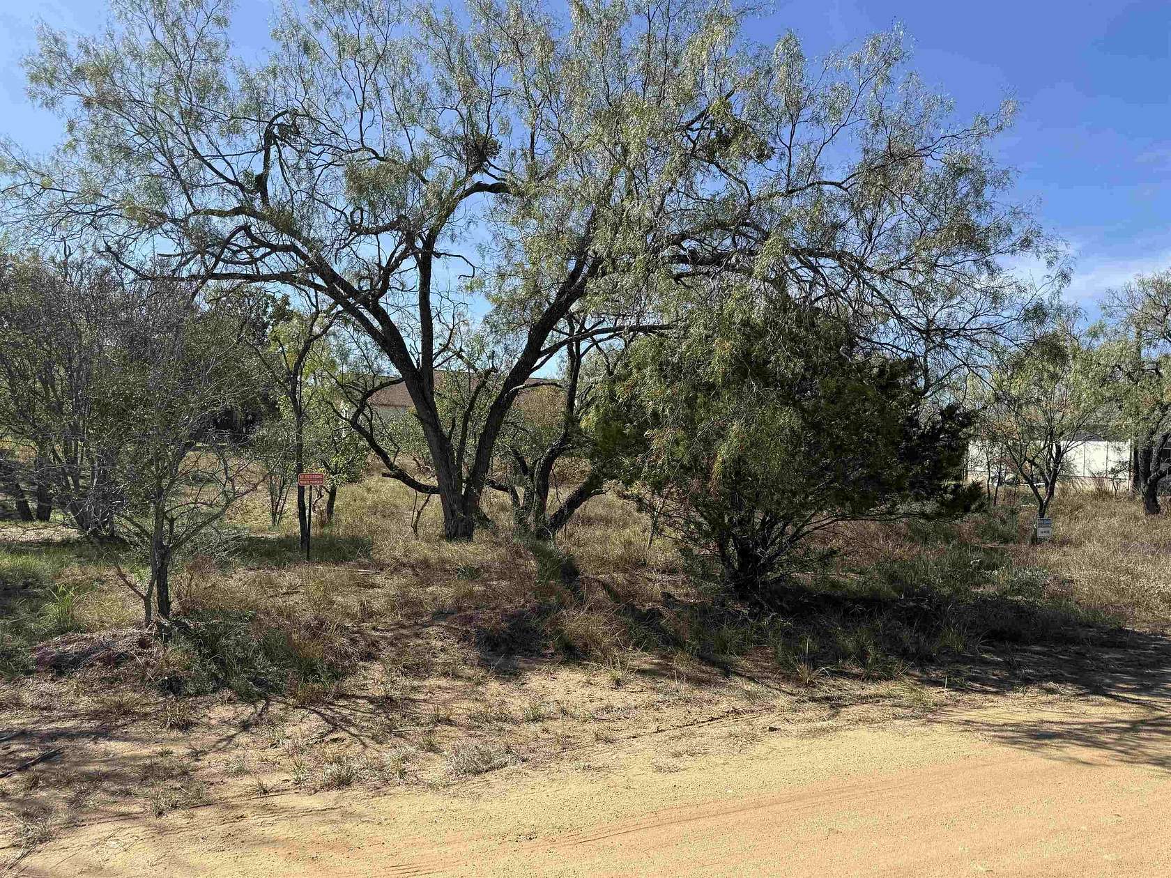0.28 Acres of Land for Sale in Kingsland, Texas