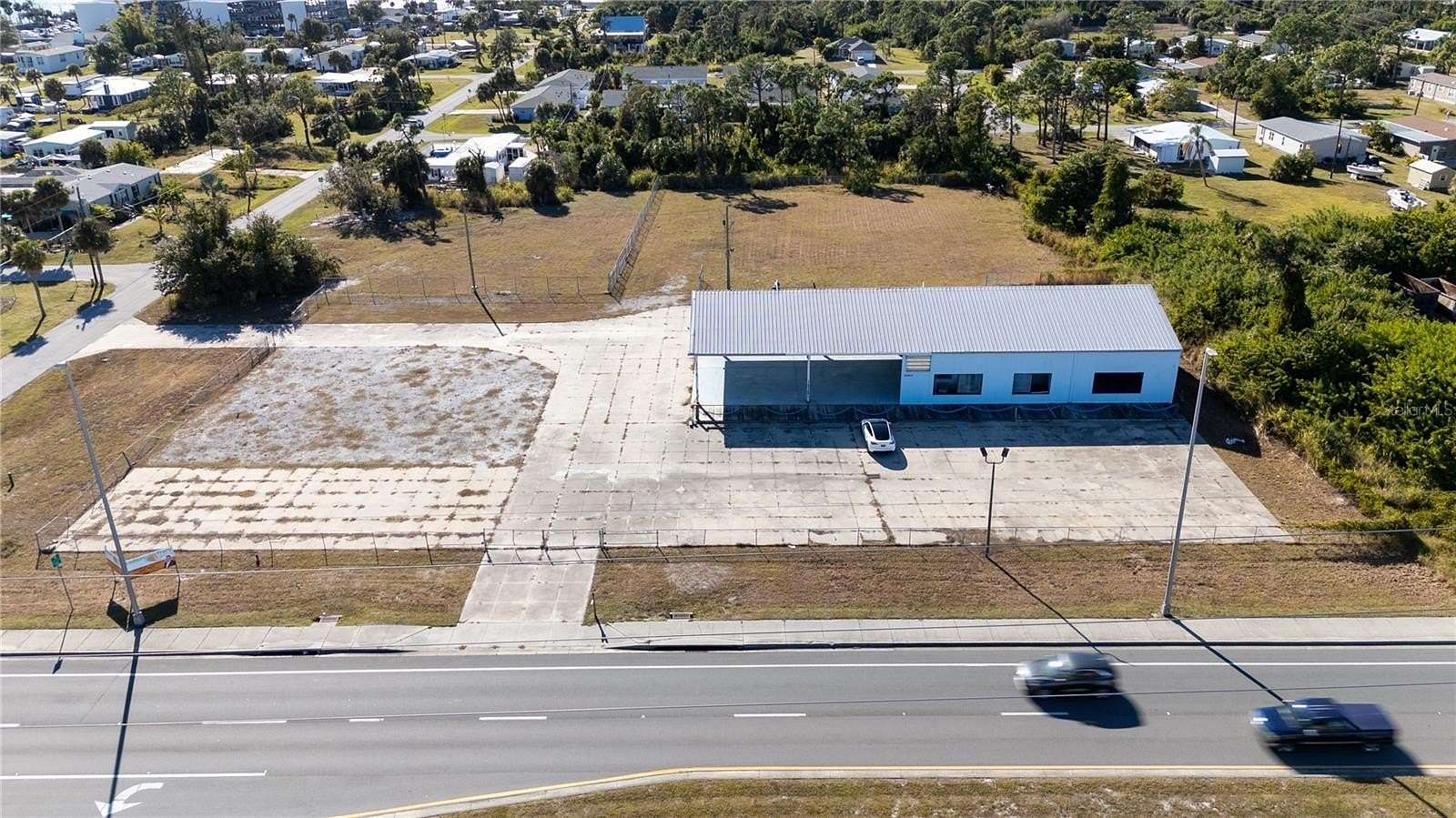 3 Acres of Improved Commercial Land for Sale in Englewood, Florida